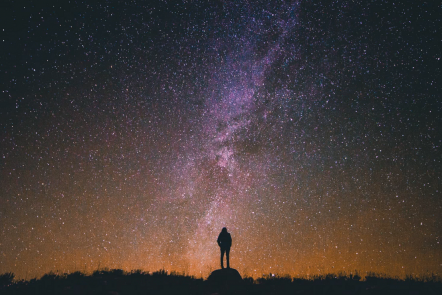 L’infinité de l’espace-temps